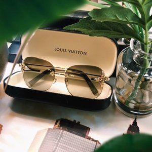 Authentic Louis Vuitton Sunglasses Reposhing this